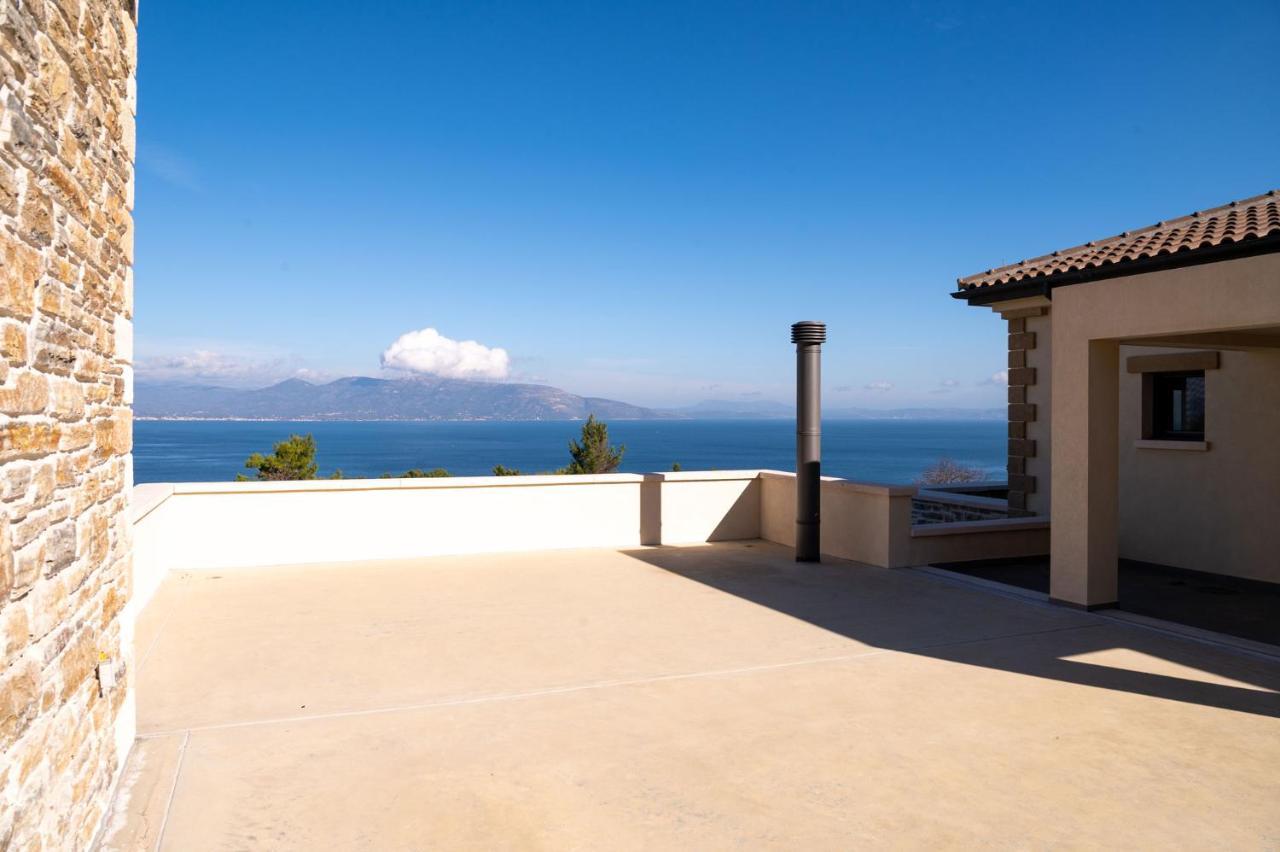 Villa Kalamos / Sea View And Pool Nearby Athens 외부 사진