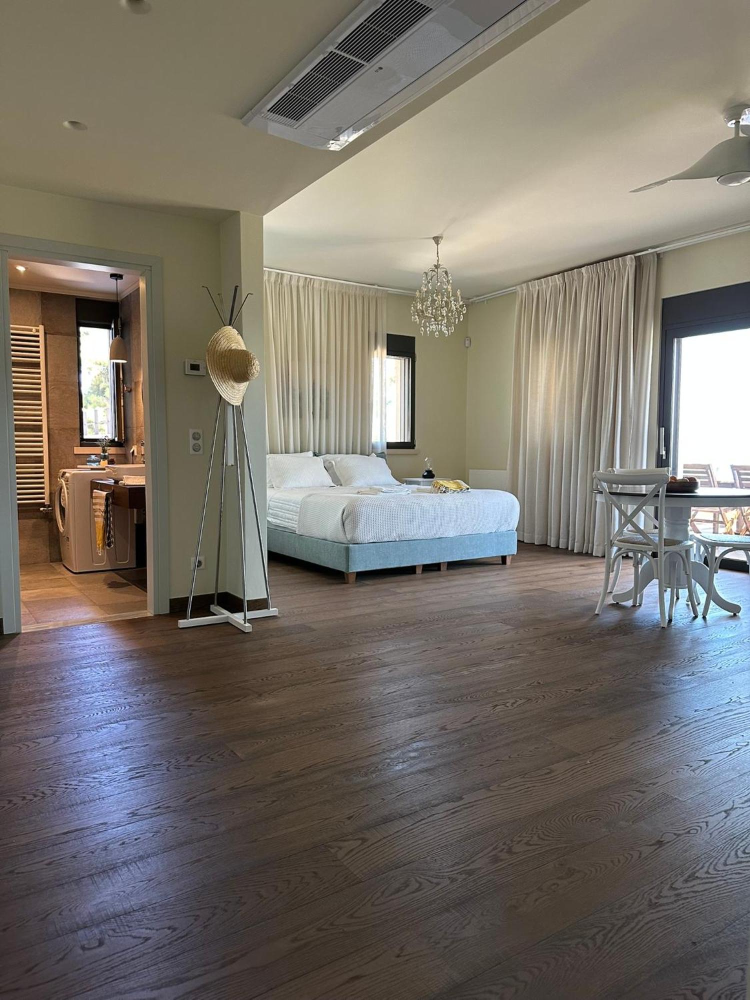 Villa Kalamos / Sea View And Pool Nearby Athens 외부 사진
