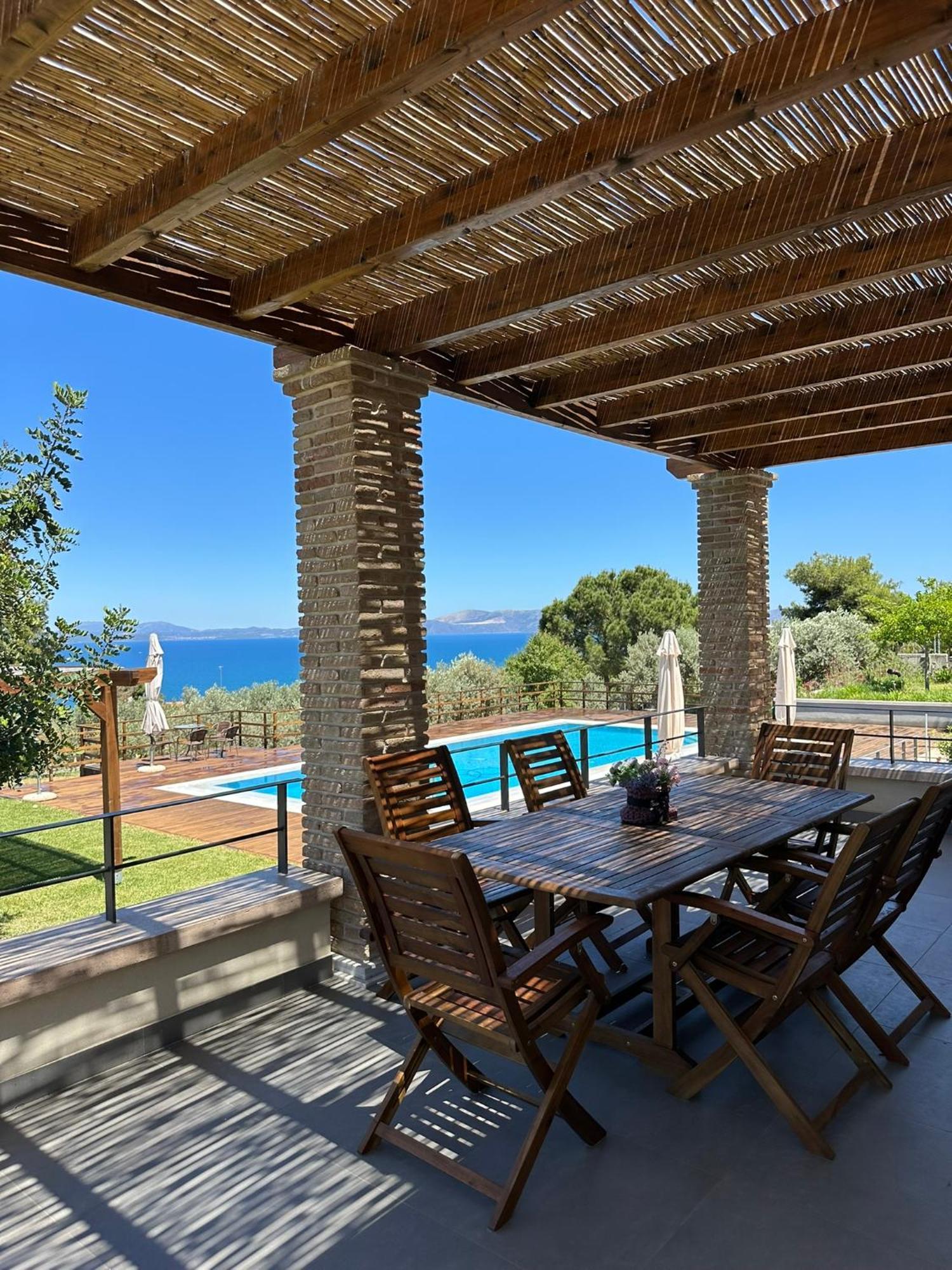 Villa Kalamos / Sea View And Pool Nearby Athens 외부 사진